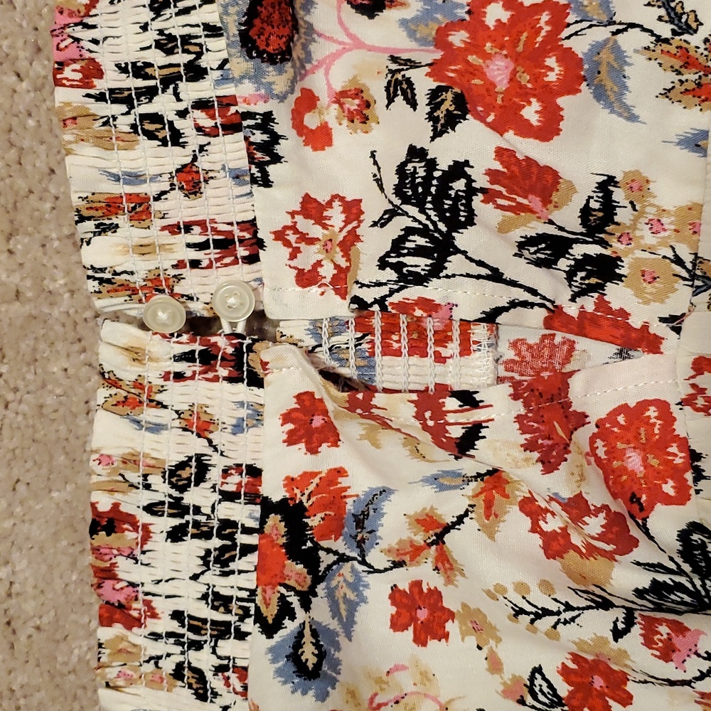 Loft Women's Short Sleeve Blouse Size Large - Picture 7 of 9